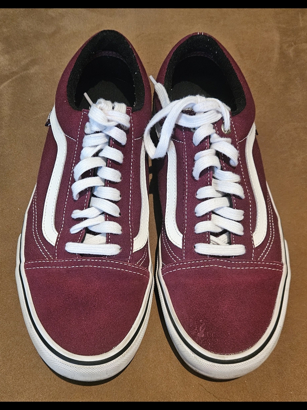 Vans UltraCush Pro Men’s in Burgundy & White